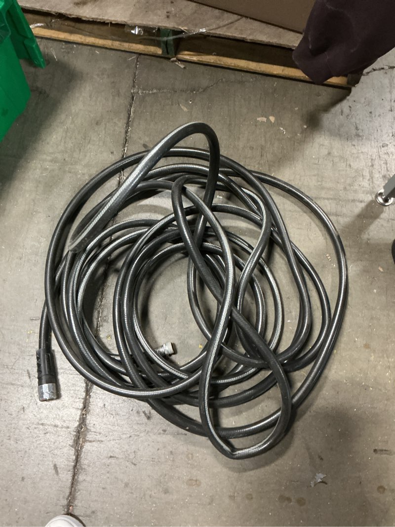 https://lotting-media.assets.bidfta.com/lotting_2ff1f99a-8c98-442f-9e18-d045ab9a286d
