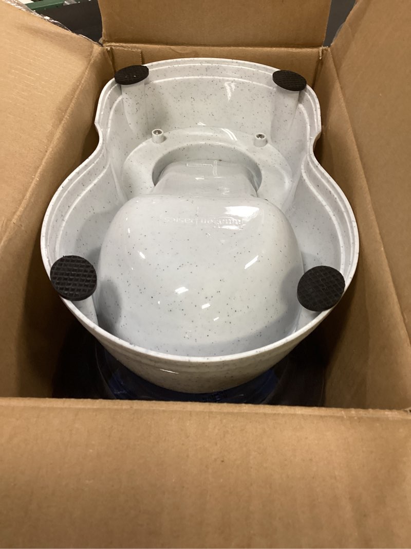 Condition photo showing Good Condition for amazon basics automatic pet water dispenser and gravity food feeder set for cat and dog, easy to clean, 6-pound food capacity, 1-gallon, small, gray, pack of 2 waterer + feeder small