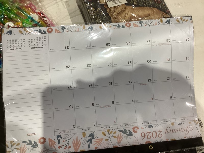 Condition photo showing New/Like New for COMIX 12 Month Desk Calendar 2026 (Jan 2026–Dec 2026) – 17" x 12" Wall Calendar with to-Do List & Notes,2026 Calendar Monthly Planner for Home, School, or Office Organization Delicate Floral 17" x 12"