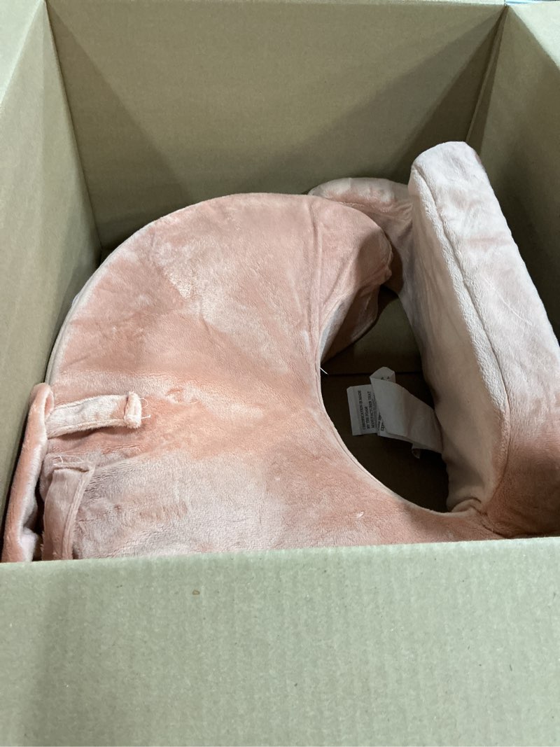 Condition photo showing Good Condition for deluxe nursing pillow
