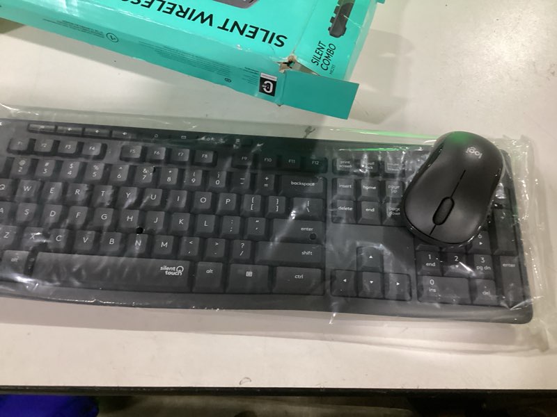 Condition photo showing New/Like New for Logitech MK295 Wireless Mouse & Keyboard Combo with SilentTouch Technology, Full Numpad, Advanced Optical Tracking, Lag-Free Wireless, 90% Less Noise - Graphite