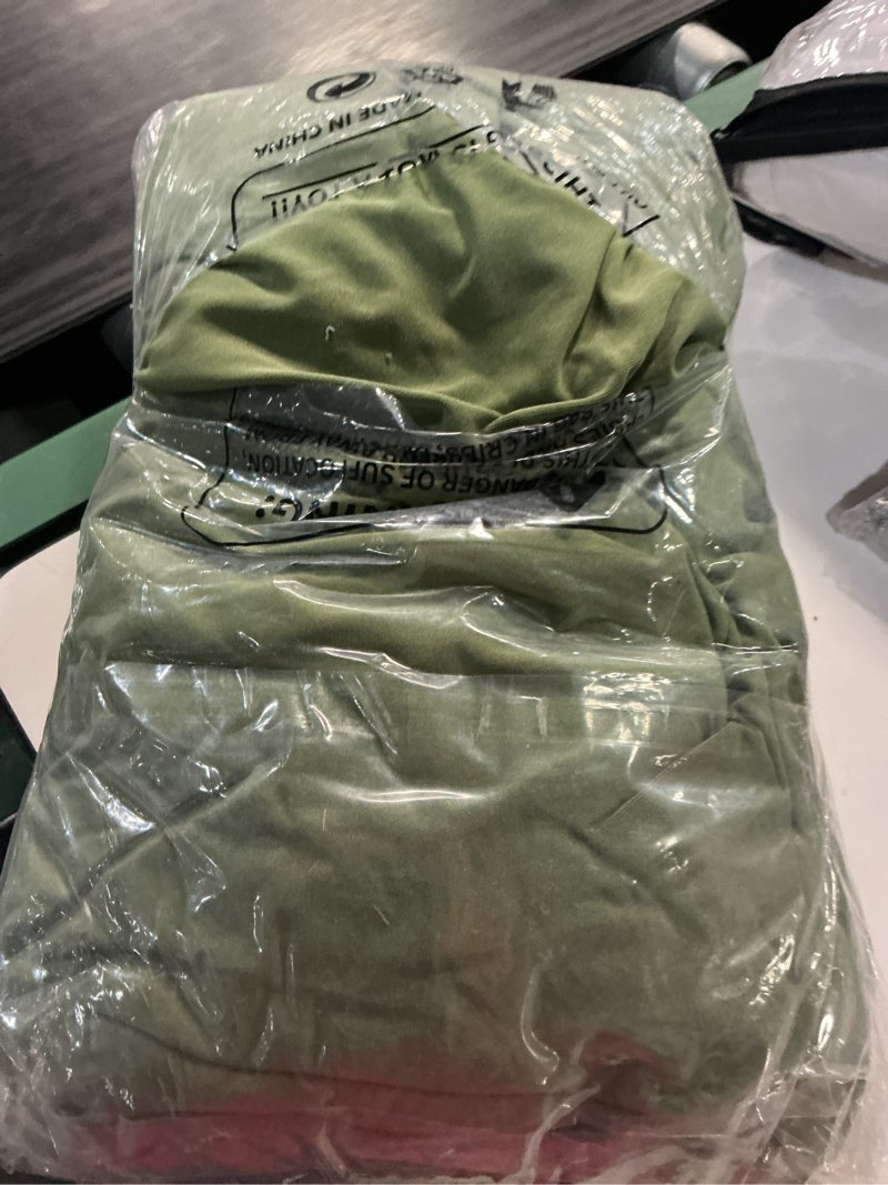 Condition photo showing Good Condition for smiry spandex tablecloth, elastic fitted stretch tablecloth for 8ft rectangle tables, waterproof washable table cover skirt for outdoor, wedding, banquet & parties (sage green, 96lx30wx30h inch) 96" x 30" (rectangular) sage green