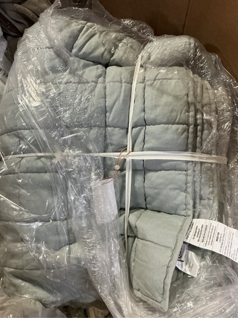 Condition photo showing Good Condition for european linen box quilt, king/cal king, mist