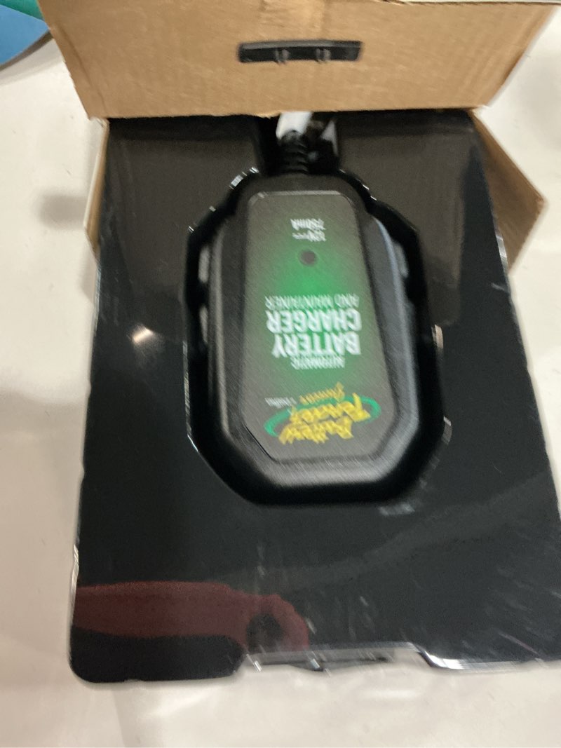 Condition photo showing New/Like New for battery tender 0.75-amp 12-volt car battery charger