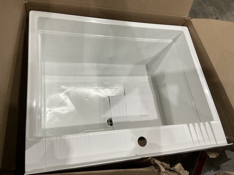 Condition photo showing Good Condition for project source 30-in x 24-in 1-basin white freestanding utility tub with cabinet, drain, and faucet