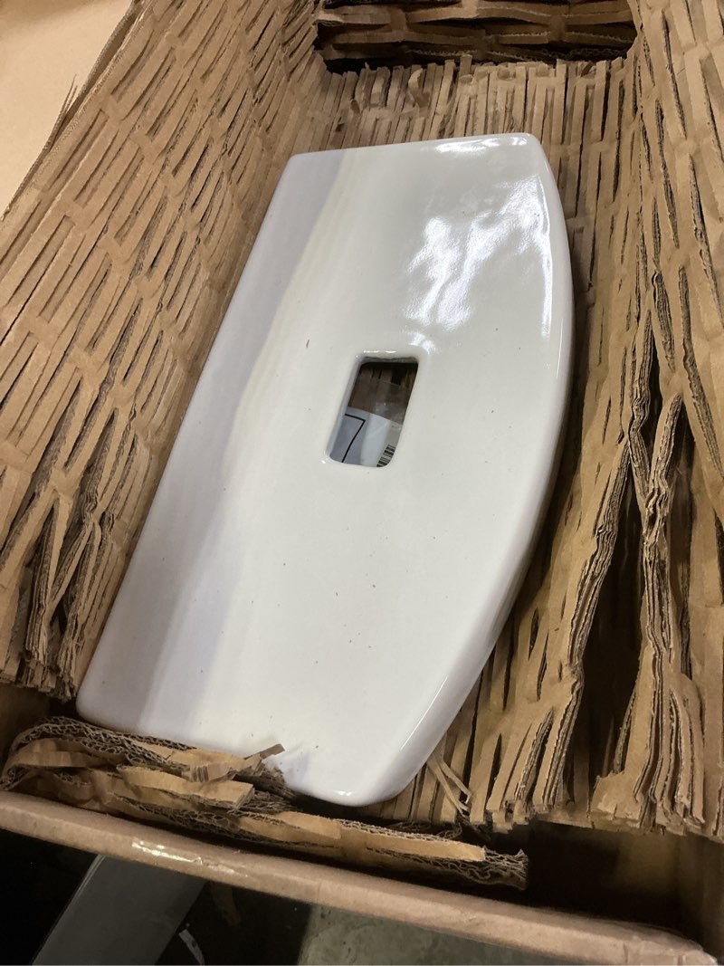 Condition photo showing Good Condition for American Standard 735138-400.020 H2 Option Tank Cover, White