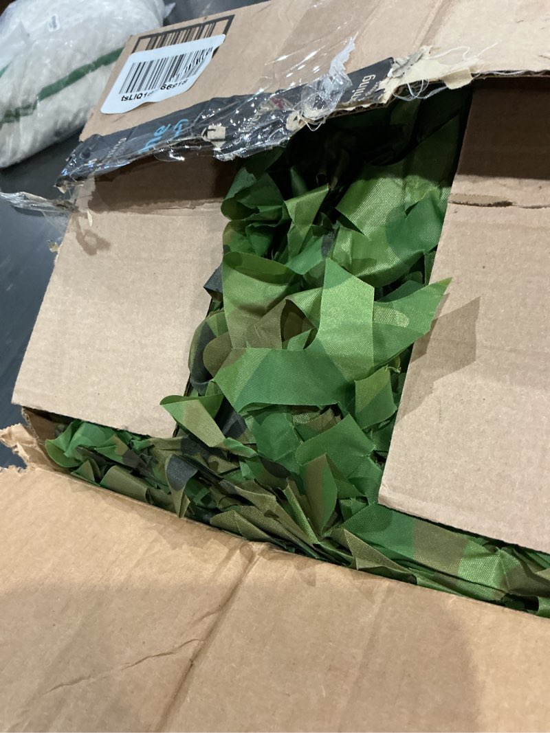 Condition photo showing Good Condition for winway camo netting camouflage net bulk roll sunshade mesh net for hunting shooting military theme party decoration woodland camo 9.84ftx19.68ft(3mx6m)