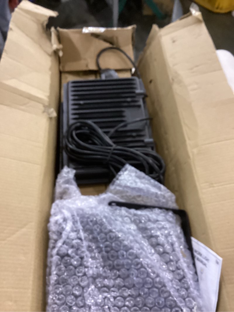 Condition photo showing Good Condition for LIVOWALNY 2 Set LED Work Light with Stand, 10000 Lumen 100W IP65 Waterproofed LED Tripod Light, Working Lamp Construction Lights with Adjustable and Foldable Tripod Stand