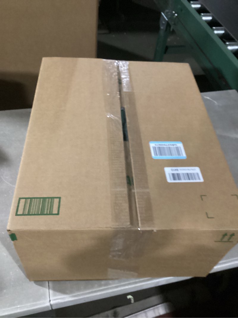 Condition photo showing Good Condition for Fani 10 Pack 90 Inch Round Hunter Green Polyester Tablecloths, Stain and Wrinkle Resistant, Perfect 