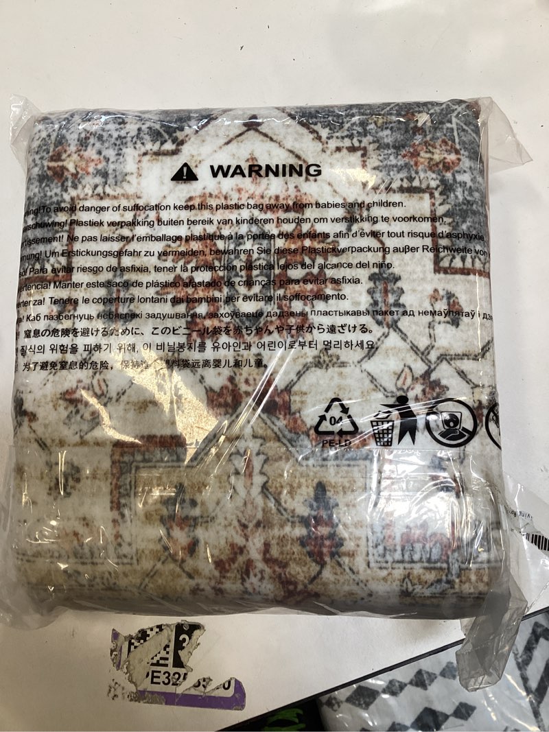 https://lotting-media.assets.bidfta.com/lotting_303cd4dc-d7cb-47ec-bc79-9fce8df791dc