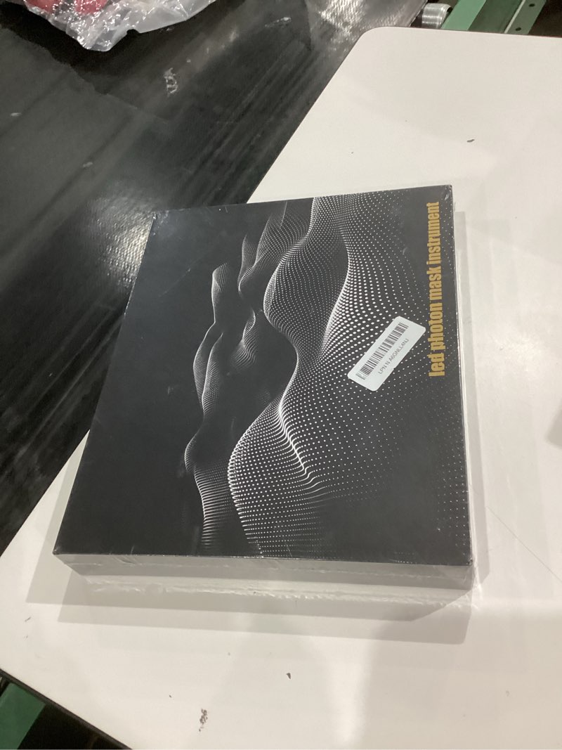 Condition photo showing New/Like New for Red Light Therapy for Face, 4 Modes Adjustable Portable LED Face Mask with 3 Brightness Levels, Rechargeable Red Light Therapy Mask, Ideal for Home, Work, Travel & Yoga (Black)