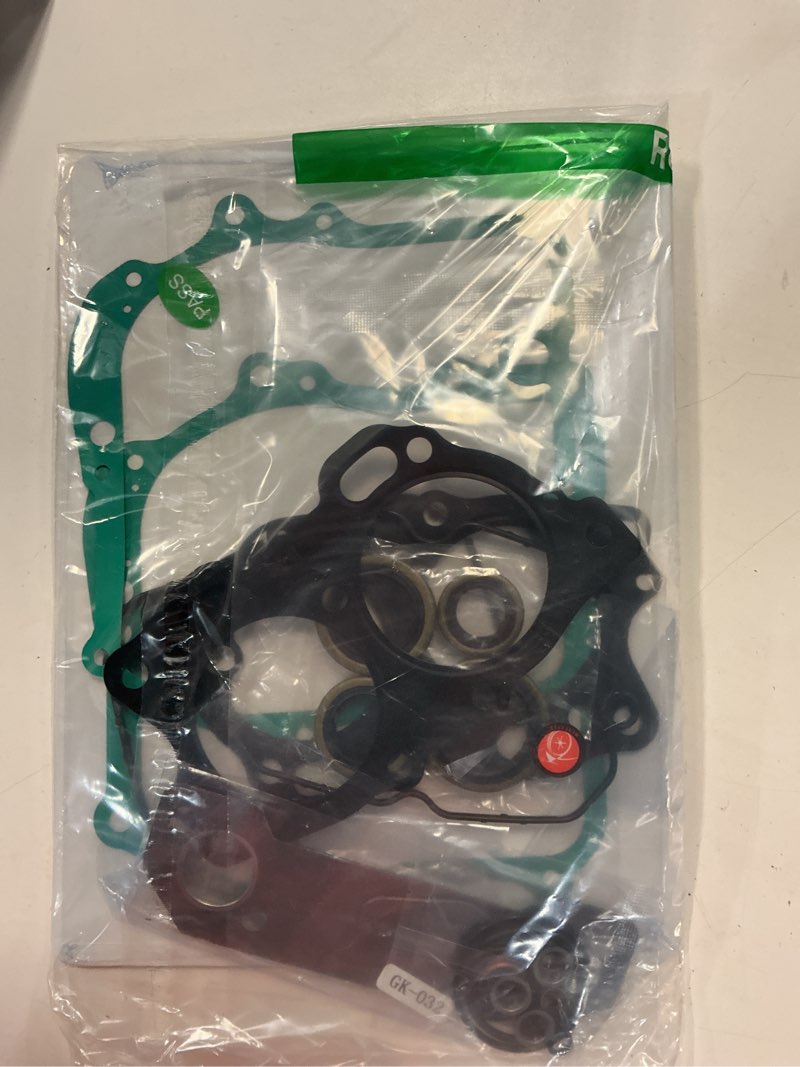 Condition photo showing New/Like New for gasket seal rebuild kit compatible with ezgo 295cc 350cc 4 cycle gas golf cart 1991-2008 fuji robin engine pre mci inc mci breather gasket