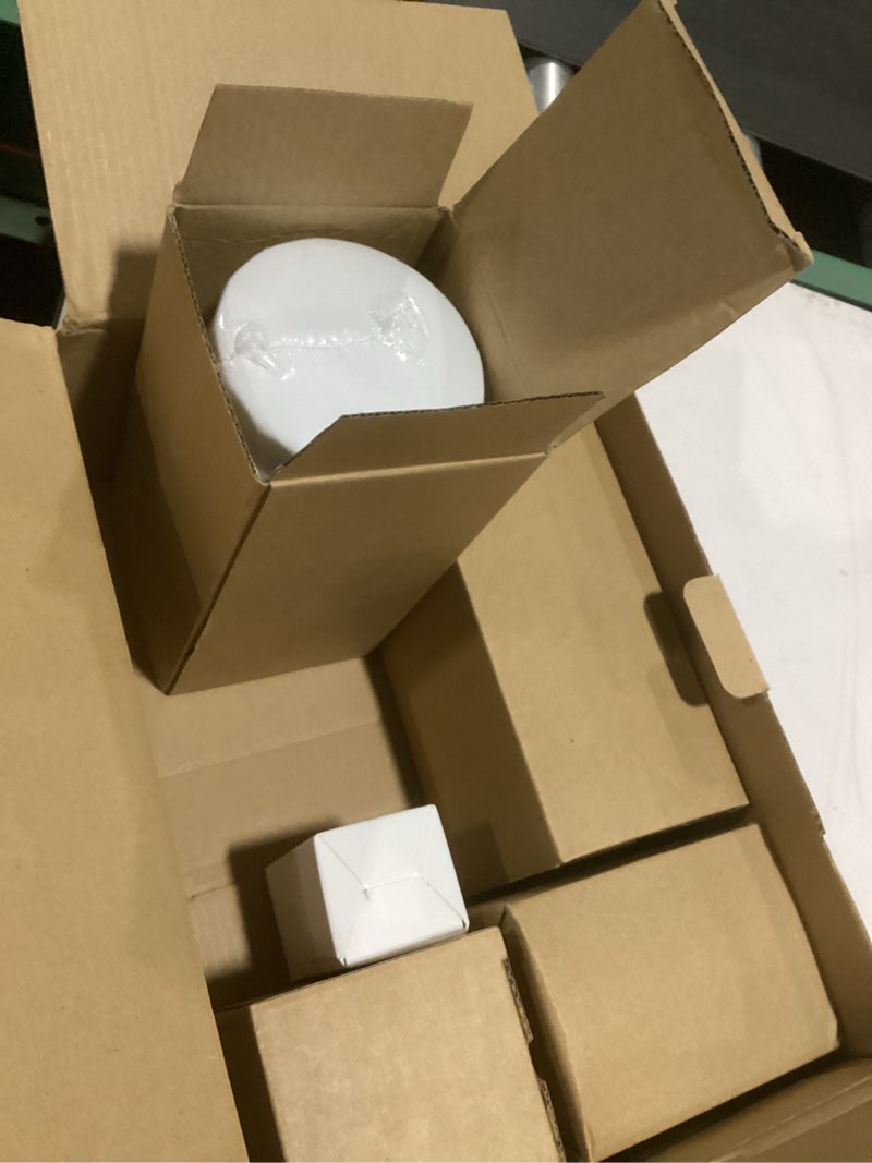 Condition photo showing New/Like New for 77700-03365 filter kit for kubota b2320hsd b2620hsd b2920hsd b2320hsdn b26 b7510 b7610 b2410 hst b7800hsd b7500hsd b3300suhsd b3300suhsdp b3200hsd replace 6c06099410 hh150-32094