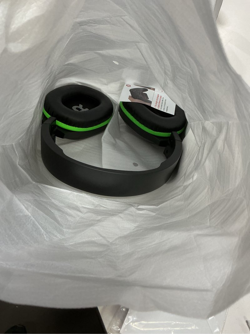 Condition photo showing Good Condition for wireless gaming headset for xbox series x|s, xbox one, ps5, pc, mac, switch – bluetooth headphones with noise cancelling mic, 60h playtime, low latency, lightweight for gamers black and green