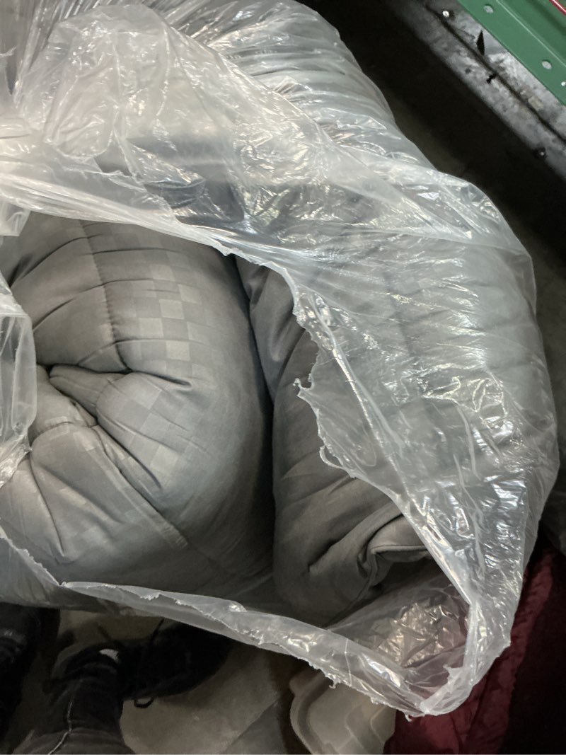 Condition photo showing As Is for OLANLY Dual-Layer 4 Inch Full Size Memory Foam Mattress Topper for Back Pain, 2 Inch Cooling Pillow Top Mattress Pad Cover and 2 Inch Gel Memory Foam Topper, Deep Elastic Pocket, Grey Grey Full