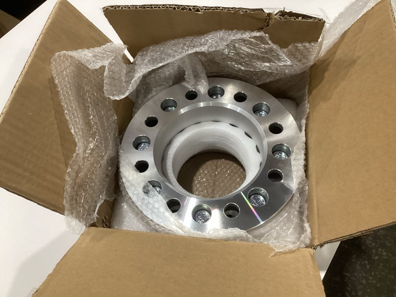 Condition photo showing New/Like New for 1.5 inch Wheel Spacer 8x6.5 for 1994-2011 Dodge Ram 2500/3500 Ford 1988-1996 F250 | 1992-1997 F350 | 1992-2019 E150 E250 E350 Econoline, 2PCS 8x165.1 Wheel Adapter Hub Bore 126.15mm with 9/16-18 Studs