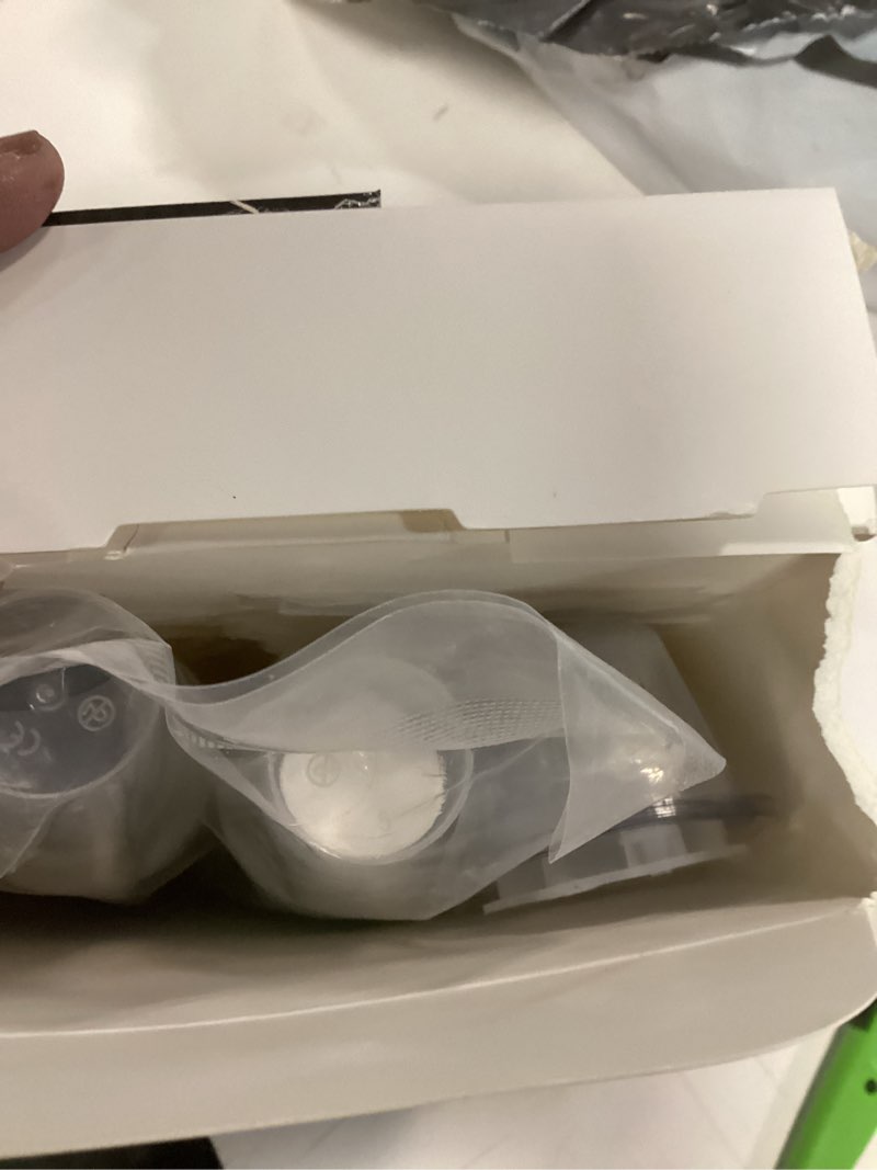 Condition photo showing New/Like New for Liquid Silicone for Taba Squishy Kit, Fast Cure Transparent Squishy Gel 1:1 AB Mixed, 18oz Super Soft Silicone Rubber Squishy Maker with Cat Paw/Bear/Taiyaki Mold, DIY Decompression Gift for Beginner