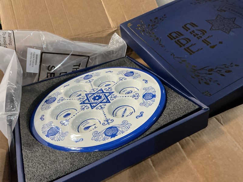 Condition photo showing Good Condition for passover ceramic elegant seder plate 12 inch passover plate round renaissance design with gift box for adults divided ceramic decoration for festival and jewish holidays(elegant style)