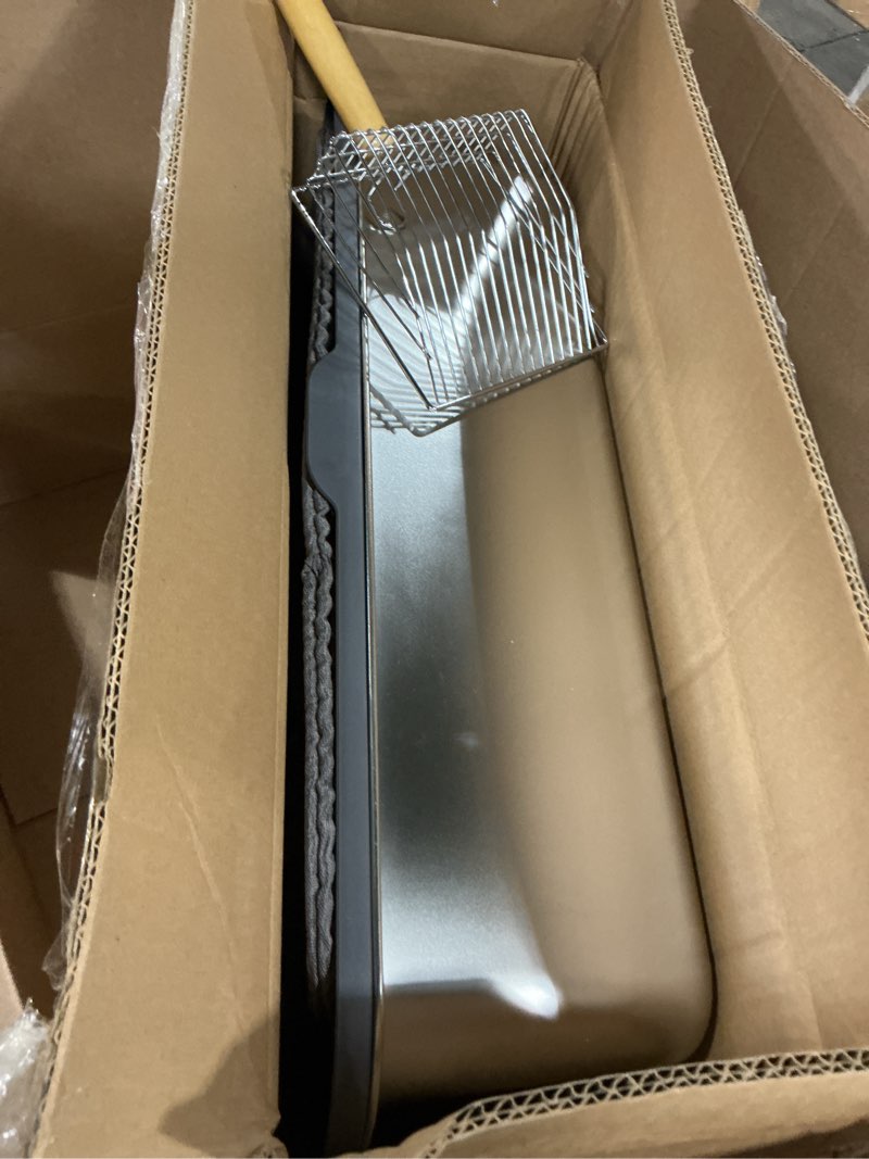 Condition photo showing Good Condition for Stainless Steel Litter Box with Lid, 6” Deep Pan, Extra Large Litter Box for Big Cats, Anti-Leakage, Odor Free, Front & Top Dual Entry, Includes Litter Mat & Metal Scoop Grey 1 Pack X-Large