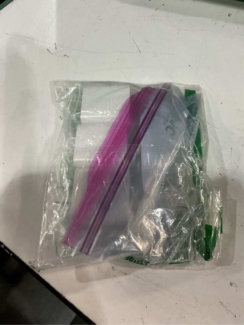 Condition photo showing Good Condition for usb c charger block,3pack 20w dual port usb c wall charger plug fast charging adapter usb a quick charging brick plug for iphone air/17 pro max/16e/16 promax/16plus/15/14/13/12/11/xs,ipad pro,airpods white