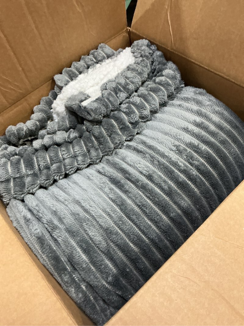 Condition photo showing Good Condition for Heated Blanket Electric Throw, Soft Flannel Heating Blanket with 8 Hours Auto Off 10 Fast Heating Levels Machine Washable Sherpa Heated Blanket with Overheating Protection Light Gray Throw (50" x 60")