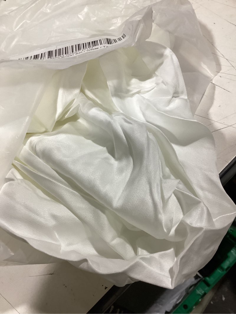 Condition photo showing Good Condition for bamboo sheet set off white quince 