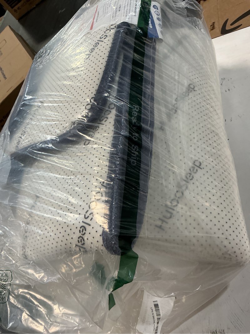 Condition photo showing Good Condition for baby play mat for floor,1.3" thick cushioned playpen mat 50"x50",extra soft elasti-foam,water repellent coral velvet,non-slip for crawling&tummy time,infant toddler kids nursery rug(space) space-stone gray 50"×50"×1.3"