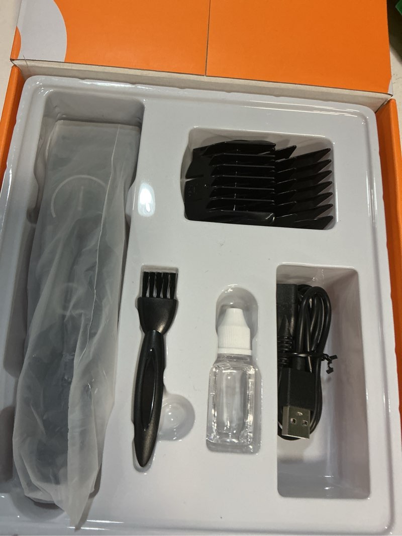 Condition photo showing New/Like New for oneisall dog clippers for grooming doodles poodles thick curly hair,low noise heavy duty dog grooming kit with detachable metal blades