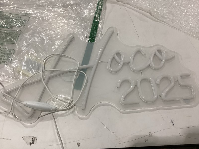 Condition photo showing New/Like New for Tuanse HOCO 2025 Sign Homecoming Party Decoration HOCO LED Letter Sign Wall Decor 20 x 10.6 Inch Light up Background for 2025 Homecoming Dancing Party Photo Props Football Game Assembly Favor Supplies