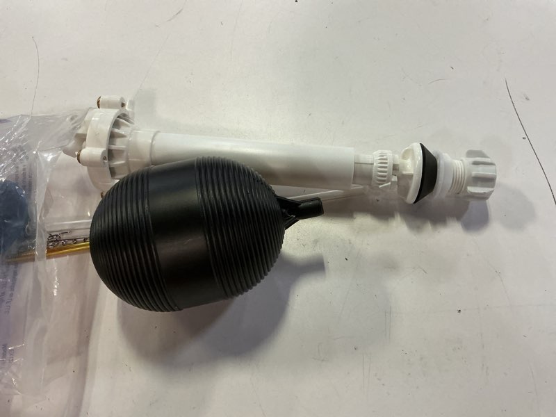 Condition photo showing Good Condition for reliabilt universal toilet repair kit