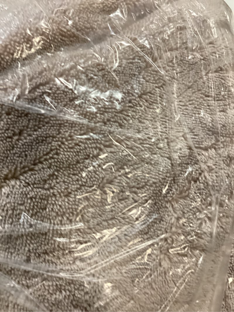 Condition photo showing New/Like New for turkish ultra plush bath towel (set of 2), one size, grey