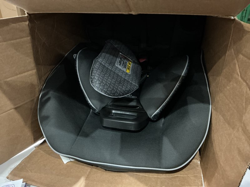 Condition photo showing Good Condition for easy elite slim all-in-one convertible car seat