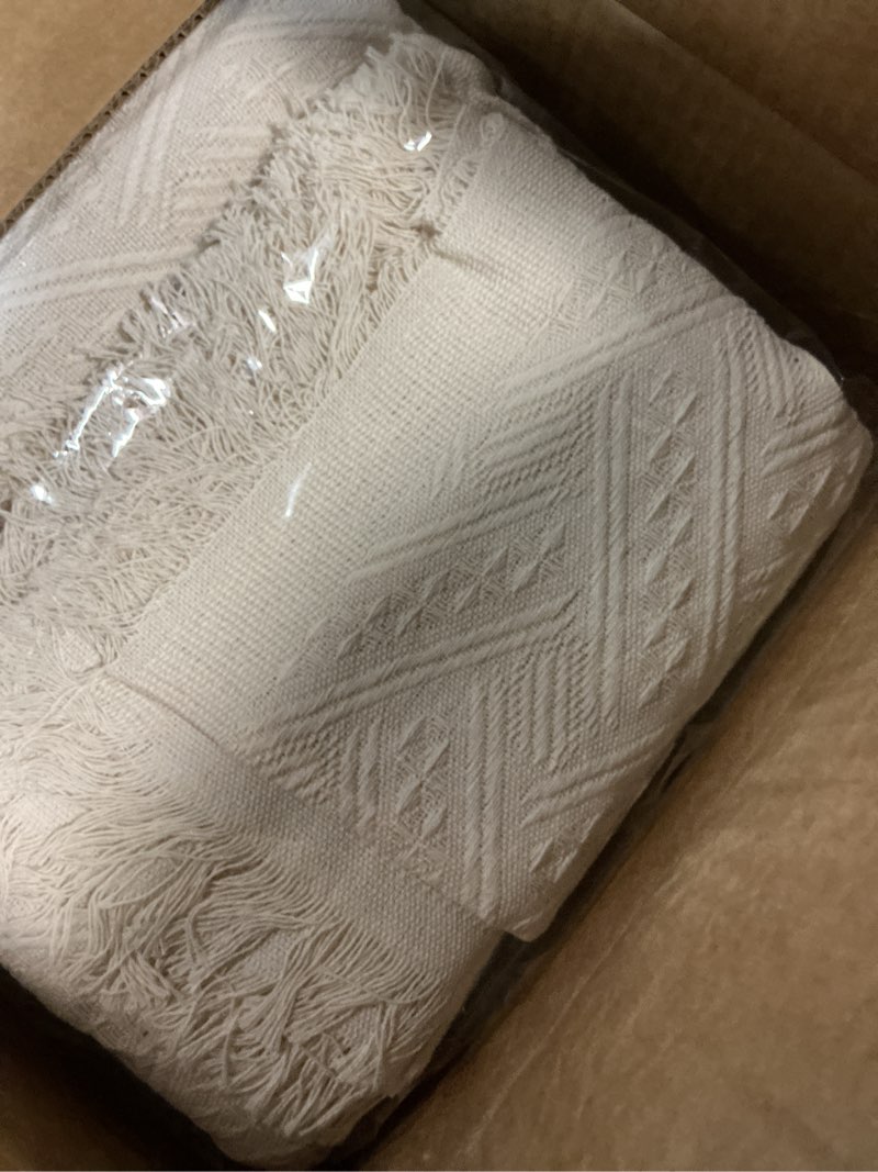 Condition photo showing New/Like New for HOMERILLA Sectional Couch Covers for Sectional Sofa L Shaped Sofa Cover Blanket 2 Pieces L Shape Furniture Protector for Pets Dogs(Ivory, XXX-Large) Ivory XXX-Large