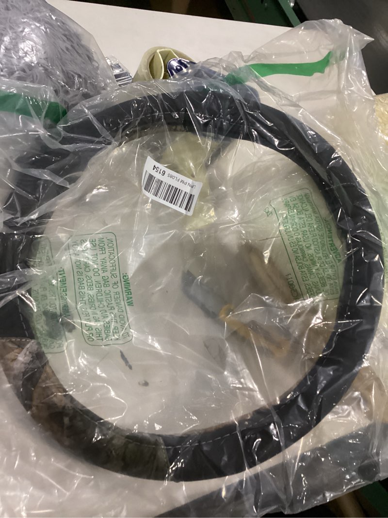 Condition photo showing Good Condition for mossy oak wheel cover