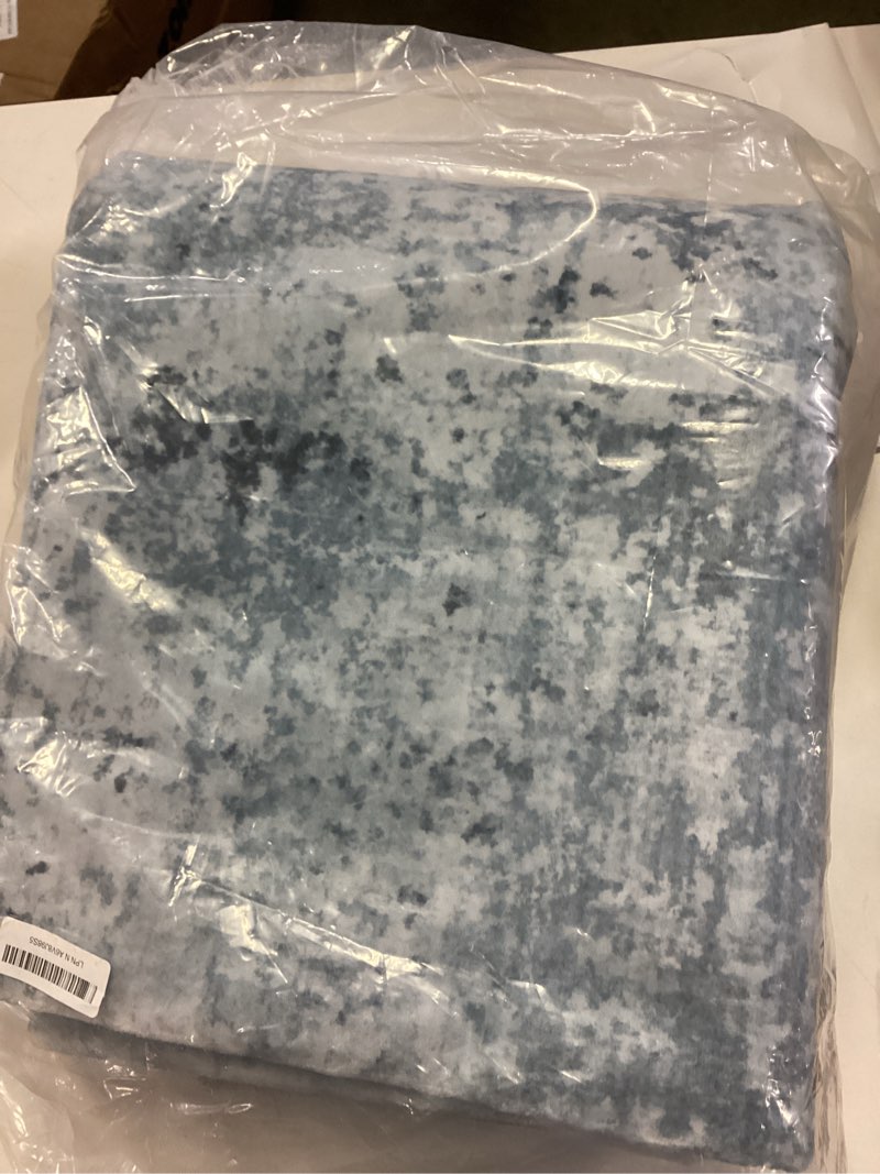 Condition photo showing New/Like New for 6x9 Ft Large Area Rugs for Living Room, Soft Non-Slip Modern Washable Rugs Abstract Pattern Carpet for Bedroom Indoor Floor Nursery Home Decor (Blue) C66 Blue 6' x 9' (Rectangular)