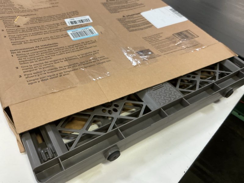 Condition photo showing Good Condition for mypet north states paws portable pet gate: 26-40" wide. pressure mount. no tools needed. made in usa, 23" tall, expandable, durable dog gates for doorways, fieldstone gray