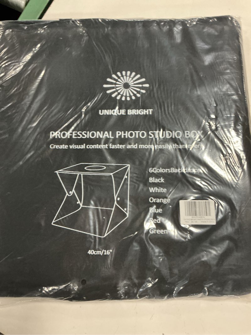 Condition photo showing Good Condition for portable photo studio light box,40cm/16” professional dimmable shooting tent kit