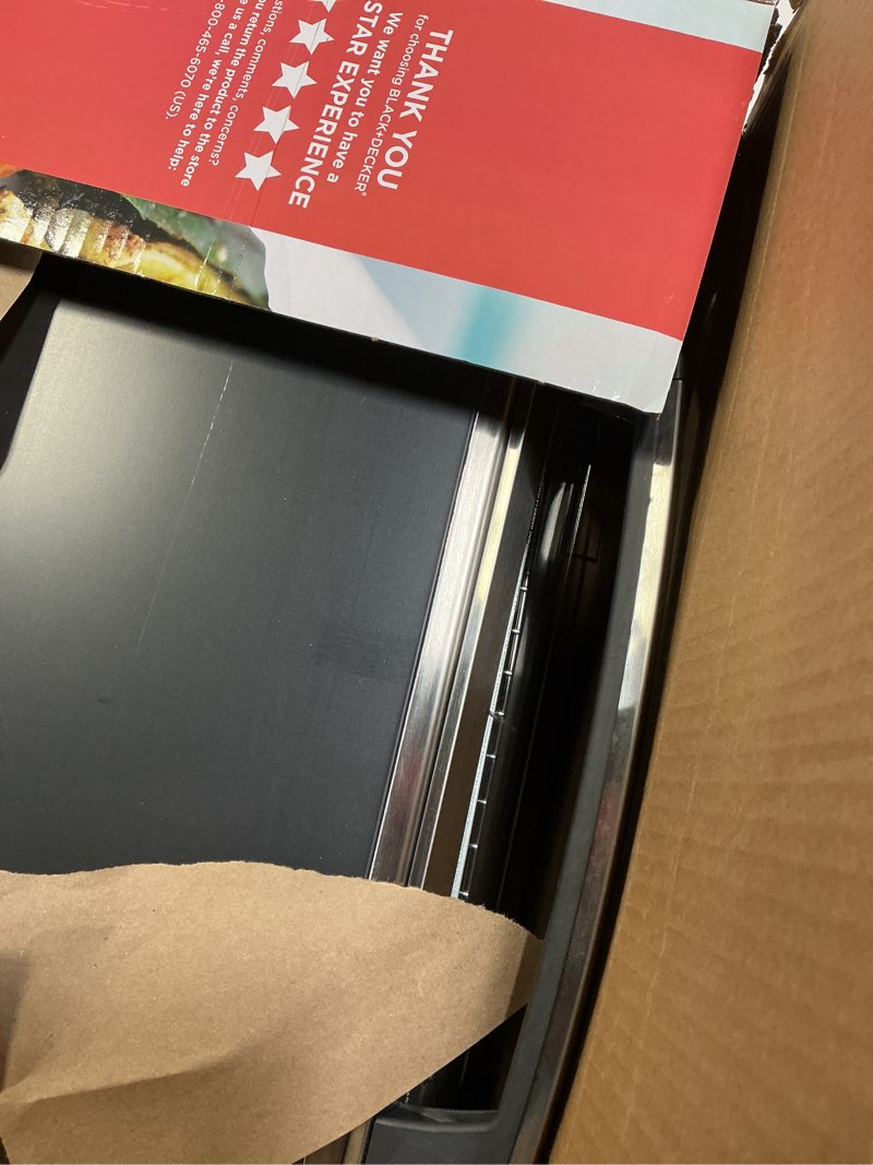 Condition photo showing Good Condition for BLACK+DECKER 4-Slice Convection Oven, Stainless Steel, Curved Interior Fits a 9 inch Pizza, TO1313SBD