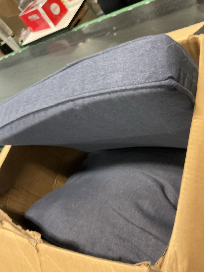 Condition photo showing Good Condition for 20"x21.5" outdoor deep seat patio cushions set of 1, outdoor chair cushions bottom resilient foam filling water-resistant uv resistant weather resistant with ykk zippers,chili 20"x21.5"x3.15";1 set chili