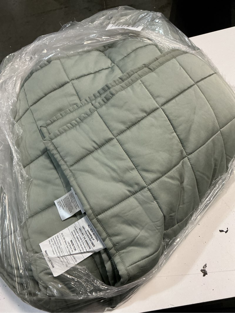 Condition photo showing As Is for quince bamboo box quilt set, king/cal king, eucalyptus
