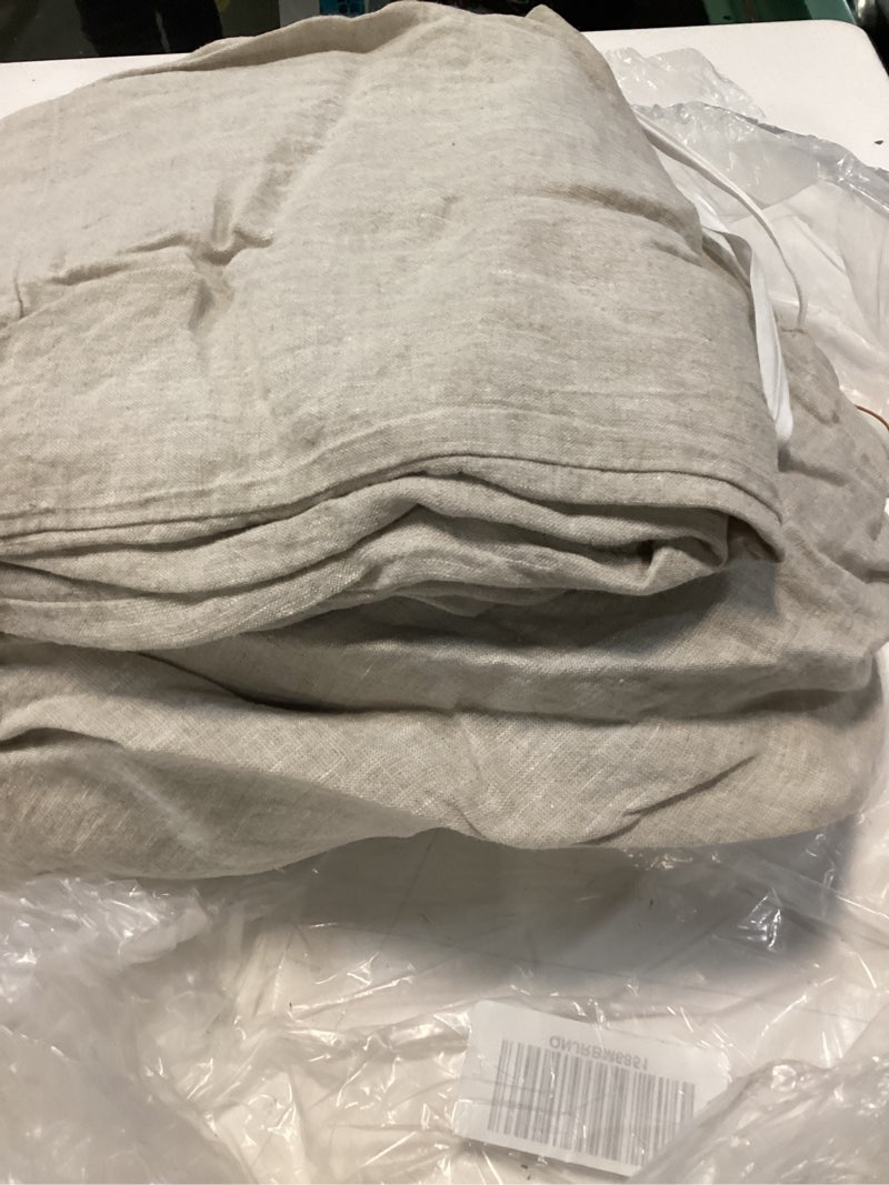 Condition photo showing Good Condition for european linen fitted sheet set, king, natural chambray