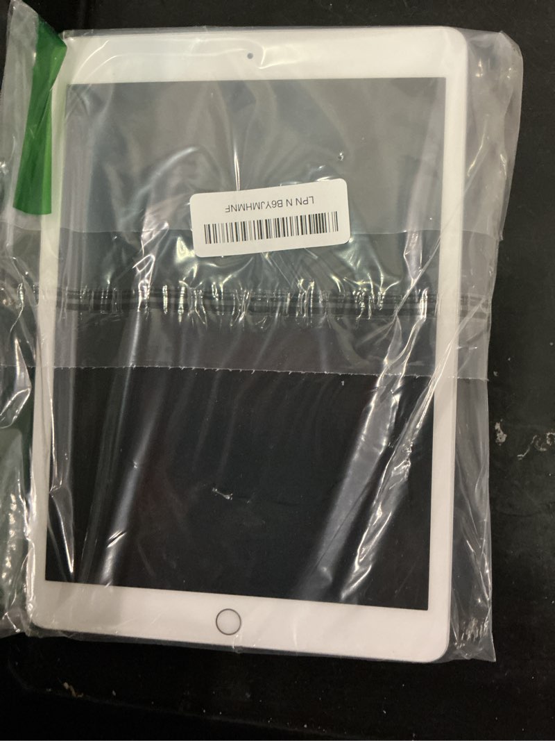 Condition photo showing Good Condition for apple 2019 ipad 10.2-inch, wi-fi, 128gb - silver (renewed premium) 128gb sliver wifi