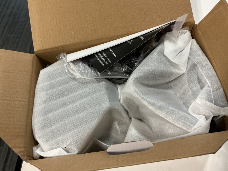 Condition photo showing Good Condition for daphino 2500lm solar lights outdoor with motion sensor,3 head 270° wide angle street area lights, ip65 waterproof security lighting with 3 modes(non-remote,2 pcs) 3head-non-remote-2 pcs