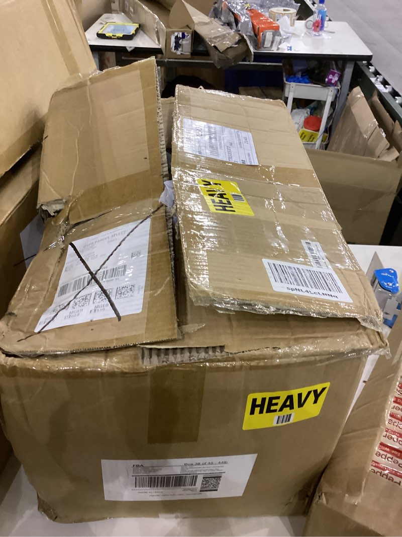 Condition photo showing As Is for Dinnerware set