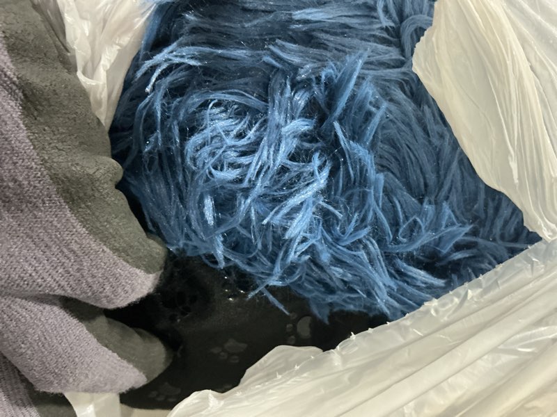 Condition photo showing Good Condition for jollyvogue calming small dog & cat bed for indoor cats - 20 inches washable donut bed for kittens & puppies, anti-anxiety round fluffy plush pet beds (fits up to 15 lbs, blue) blue 20.0"l x 20.0"w x 6.0"th