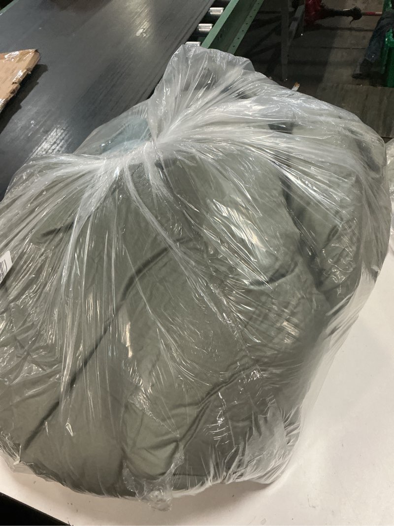 Condition photo showing Good Condition for organic cotton sateen comforter, king/cal king, dried sage