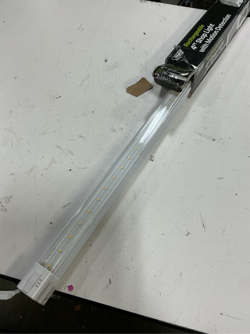 Condition photo showing Good Condition for feit electric 4ft rechargeable led shop light, 7.5w, motion sensor, magnetic & flush mount, 4000k cool white, 1000 lumens, no-humming utility light for garage & workshop, shop4/840/100/motbat 4ft. 100 watt-hours 4000k cool white