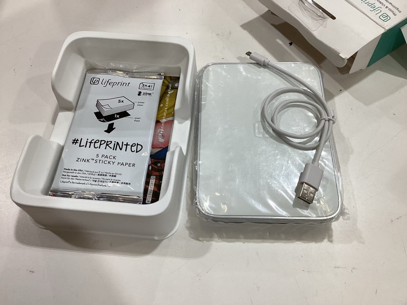 Condition photo showing Good Condition for lifeprint 3x4.5 portable photo and video printer for iphone and android. make your photos come to life w/augmented reality - white white 3" x 4.5"