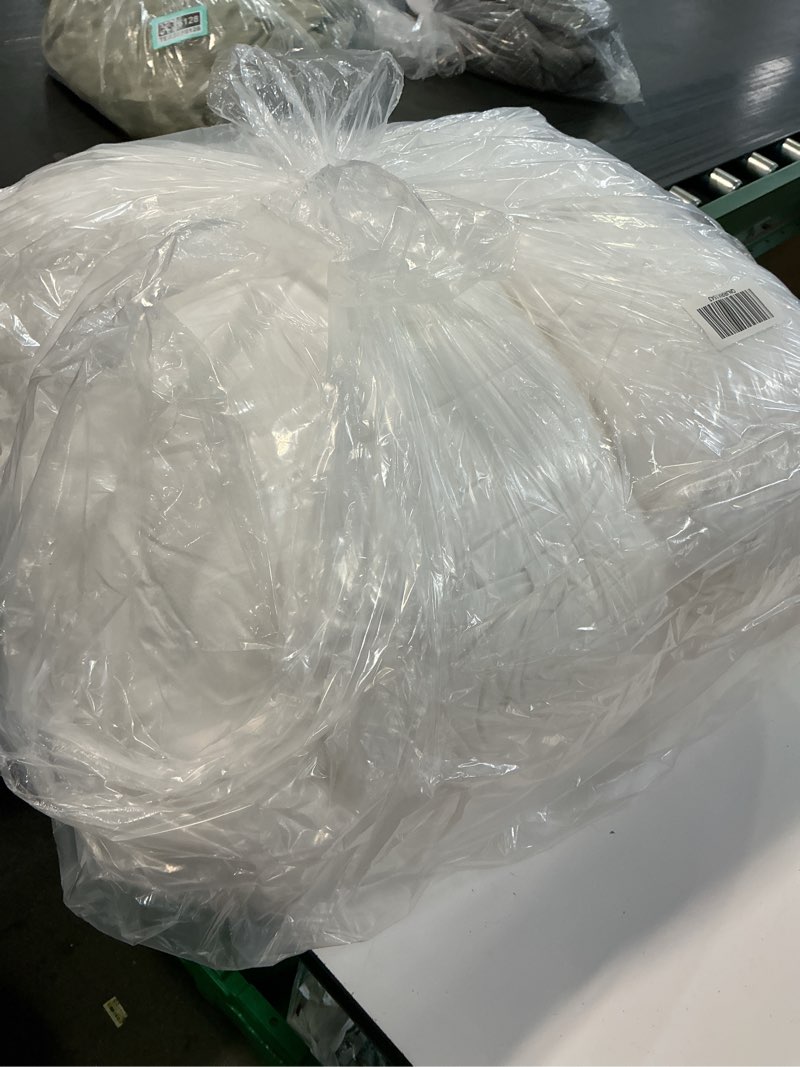 Condition photo showing Good Condition for cotton pintuck comforter, full/queen, white