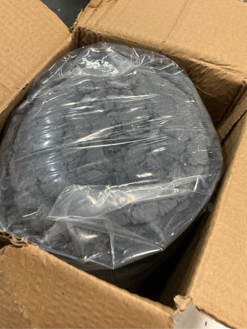 Condition photo showing New/Like New for oversized king fleece blanket 120x138 inches, seamless soft cozy 3d jacquard flannel blanket 10'x11.5' extra large for bed, sofa, couch, travel & camping, california king throw, dark grey leaf dark grey leaf 120" x 138"